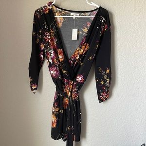 Maurice’s 3/4 Sleeve Floral Print Romper- M